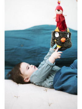 Louloup chaperon rouge musical cache cache